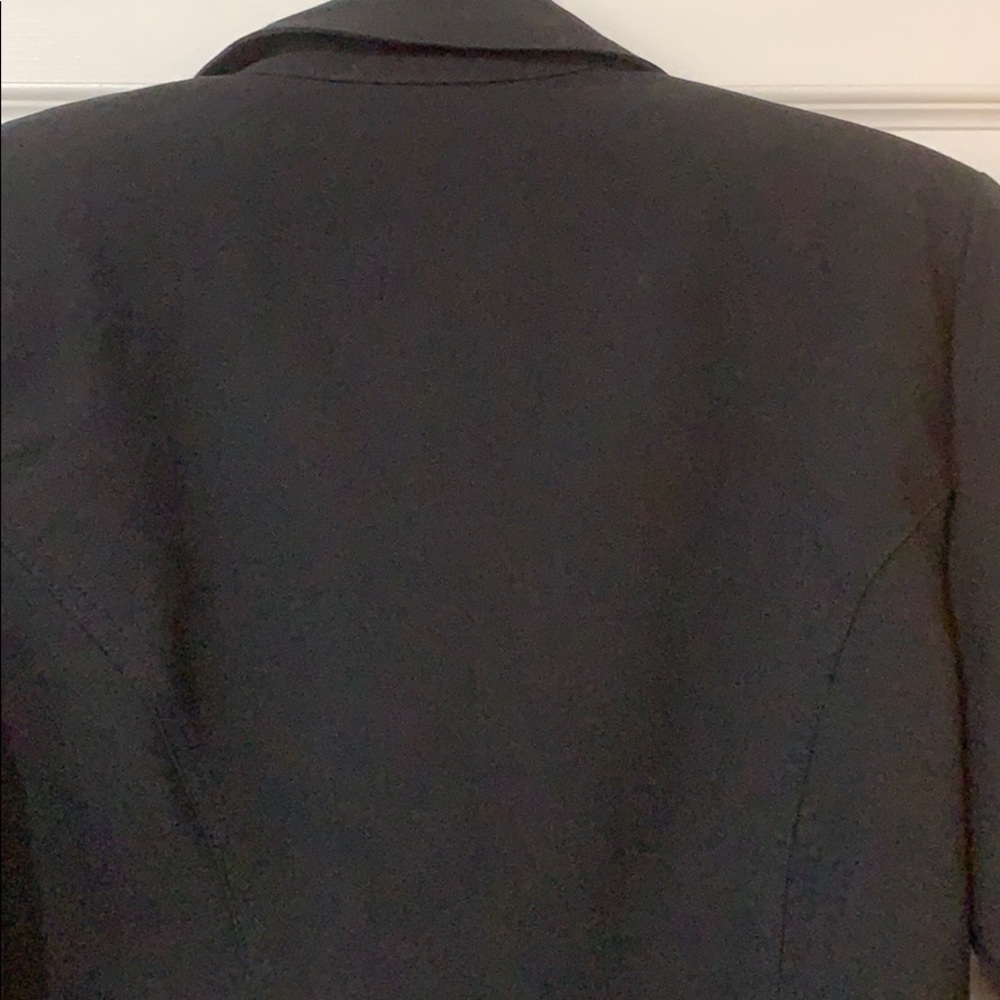 Basic Black Jacket - Picture 6 of 6